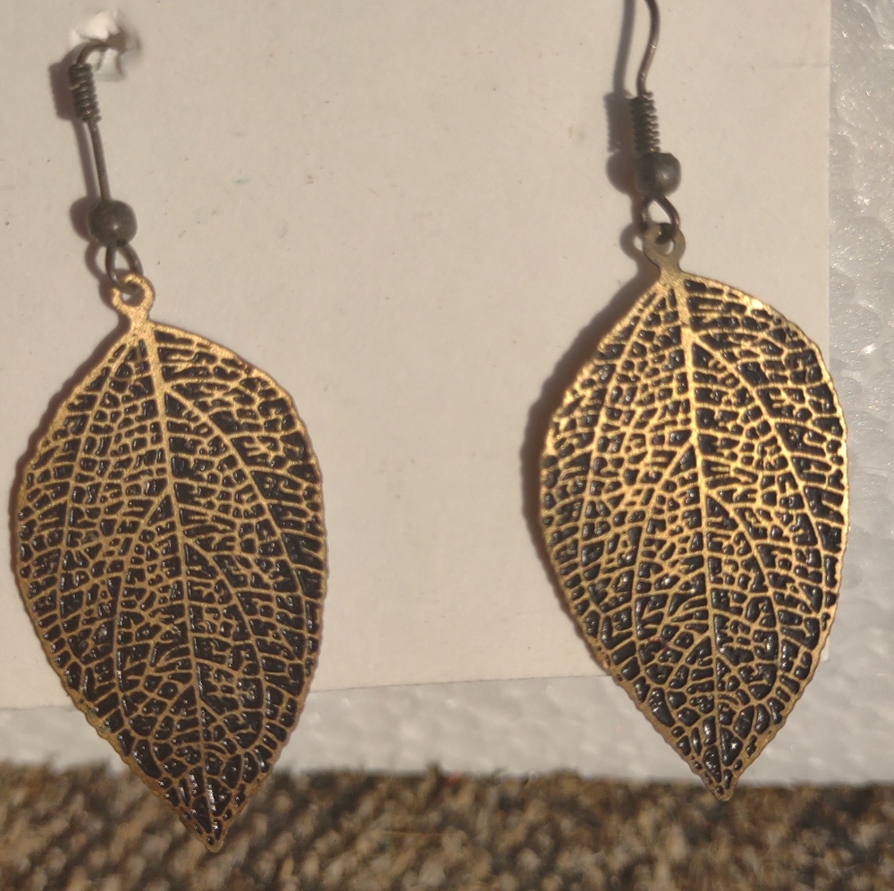 Leaf Dangle Earrings - image 2